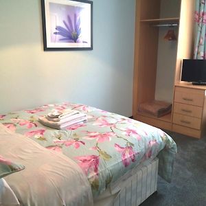 Kamer met een King Size Bed